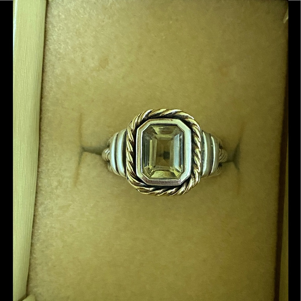Judith Ripka Ring- Peridot Stone- SIZE 6